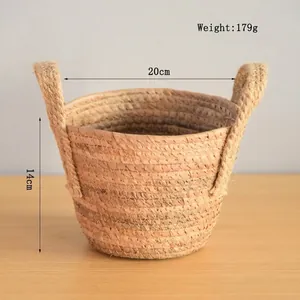 Detail of woven straw basket showing 179g weight, 20cm width, and 14cm height dimensions