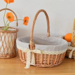 Rustic Hand Woven Wicker Basket With Lace Trim Fabric Lining And Bow Decorative Storage Picnic Gift Basket For Home Wedding