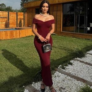 Robe Longue Froncée Sexy à Épaules Dénudées pour Femmes Élégante Robe Moulante à Manches Longues Dos Nu Robe de Soirée en Polyester