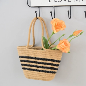 Sac fourre-tout tissé à rayures jaunes et noires suspendu pour rangement décoratif