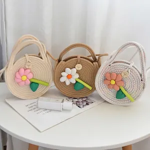 Sac à Main Circulaire Tissé en Corde de Coton Fait Main pour Femmes Décoration Florale d'Été Sac Bandoulière de Plage Petit Cartable