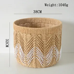 Detail view of woven storage basket showing dimensions 38x32cm and 1040g weight