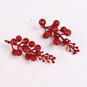 Glitzernde rote Beerenstiele für DIY Weihnachtsbaum- und Kranzdekorationen