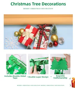 Dettaglio della tenda a frange verdi con nastro adesivo e design a forma di albero di Natale