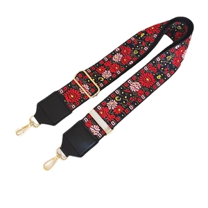 Bandoulière ethnique brodée de fleurs avec longueur réglable et boucles en métal doré