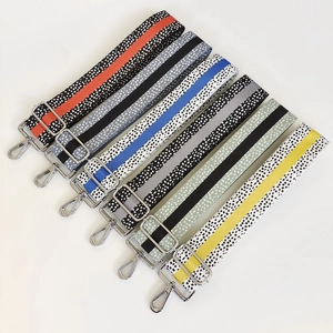 Verstellbares buntes breites Schultergurt-Set mit Fleckenmuster und Silber-Metallhaken