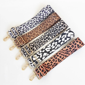 Adjustable 5cm wide leopard print shoulder straps with gold metal hooks for bags