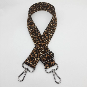 Adjustable leopard print canvas bag strap with durable rotating metal hooks and buckles