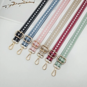 Adjustable Replacement Bag Strap Wide Polyester Chevron Pattern Shoulder Strap For Handbags Crossbody Bags With Metal Hooks