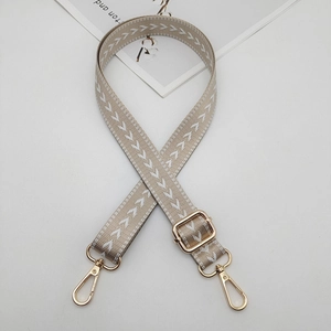 Adjustable 2.5cm colorful nylon arrow pattern shoulder strap with gold metal hooks