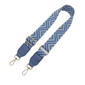 Bandoulière réglable pour sac avec motifs ethniques tissés bleus et crochets dorés