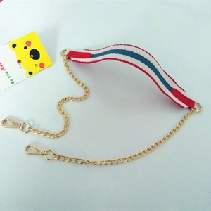 Bandoulière tissée tricolore réglable avec chaînes en métal doré et fermoirs mousquetons