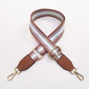 Bandoulière réglable large à rayures rose marron avec mousquetons dorés brillants