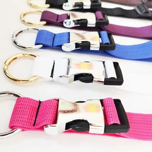 Détails des sangles en nylon tissé avec boucles métalliques en H de couleurs variées