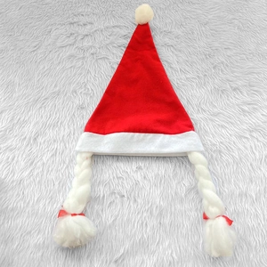Bonnet de Père Noël rouge et blanc avec tresses en peluche et nœuds de costume