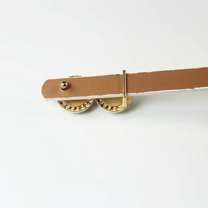 Minimalist pearl rhinestone buckle waist belt with patent leather texture for women