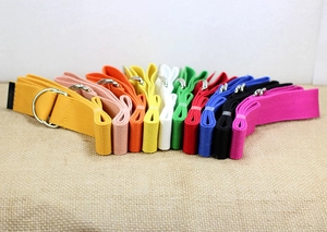 Ceintures en toile de nylon colorées avec boucles métalliques à double anneau en D
