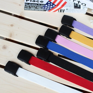 Minimalist nylon canvas belt for women with lightweight plastic buckle in seven colors