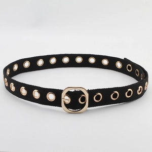 Ceinture tendance en toile noire avec œillets métalliques dorés et boucle carrée polie