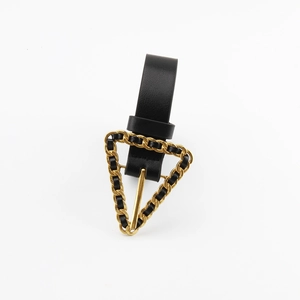 Ceinture fine en cuir noir avec boucle triangulaire dorée décorative pour jeans et robes