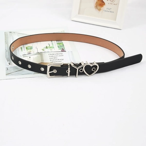 Ceinture Femme à la Mode en Cuir Synthétique Noir Boucle Coeur et Lettre Y en Alliage d'Argent avec Oeillets Métalliques