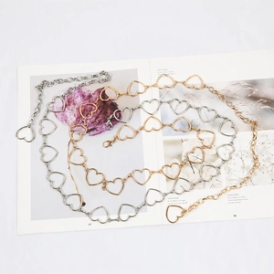 Chaîne de Taille en Métal pour Femmes Alliage Creux Cœur Feuille Cercle Design Ceinture Chaîne Réglable pour Robe Bijoux Cadeau