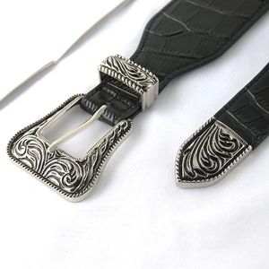 Cintura elastica nera goffrata coccodrillo con fibbia vintage intagliata in tre pezzi