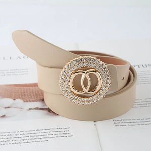 Cintura da donna beige con fibbia a doppio anello dorata decorata con strass di cristallo