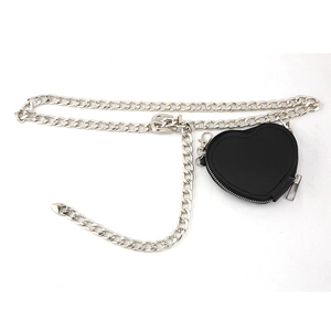 Marsupio punk a cuore con catena in metallo argentato e mini borsa in pelle