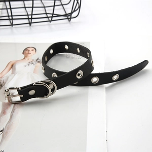 Collier ras du cou punk gothique en cuir PU noir avec œillets argentés et boucle métallique