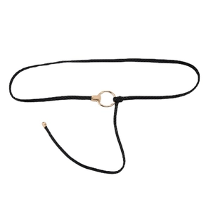 Ceinture tressée noire pour femme avec boucle dorée ronde et détails de pompons fins