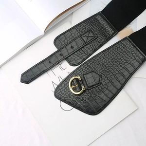 Women's black wide elastic belt with crocodile texture and golden C-shaped buckle
