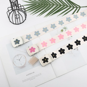 Ceinture en Toile Imprimé Floral pour Femmes Style Coréen Bande en Nylon Tissé Simple Avec Boucle Fleur en Métal Décontractée
