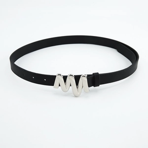 Ceinture Fine en Similicuir Minimaliste pour Femmes Avec Boucle en Alliage Ondulée Argentée Décontractée Mode Polyvalente Jean Robe Ceinture