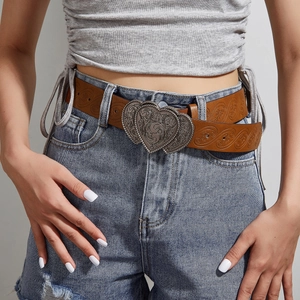 Ceinture en Similicuir Western Vintage pour Femmes Boucle Sculptée Double Cœur Ceinture à Gaufrage Floral Bohème Marron