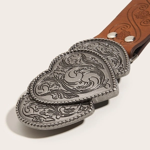 Ceinture vintage en cuir marron avec trois boucles en forme de cœur argenté et motifs floraux