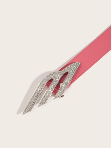 Close-up of pink Y2K belt with sparkling rhinestone studded D-shaped metal buckle
