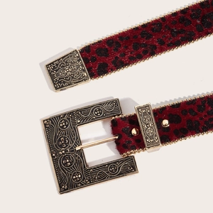 Ceinture léopard pour femme avec boucle dorée vintage et bordure cloutée