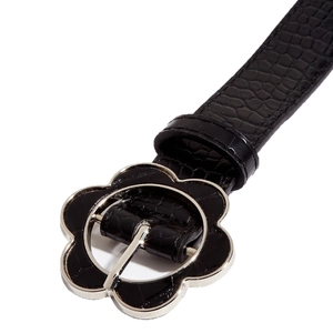Fashionable black crocodile pattern belt with silver flower buckle for women stylish look