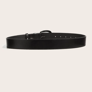 Classic black leather punk belt for men with vintage skull buckle and fine edge stitching