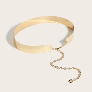 Ceinture large en métal doré pour femme avec chaîne réglable et pendentif élégant