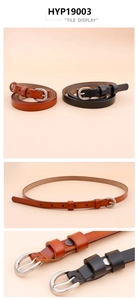 Vue détaillée des ceintures fines en cuir avec boucles ovales argentées en noir et marron