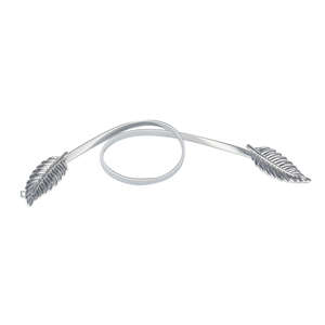 Silberner elastischer Metallgürtel mit Blattschließe für Kleider und Pullover