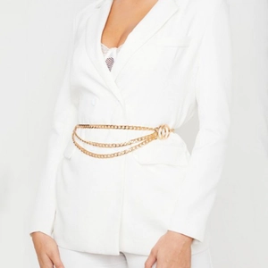 Ceinture élégante à chaînes dorées multicouches en aluminium pour femme avec double anneau