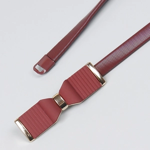 Ceinture élastique rouge foncé avec nœud élégant et détails dorés pour femmes