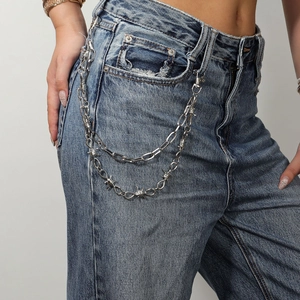 Dubbellaagse zilveren broekketting in punkstijl met uniek prikkeldraadontwerp en metalen clips