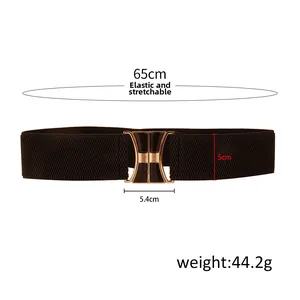 Λεπτομέρεια καφέ ελαστικής ζώνης 65cm με χρυσή ακανόνιστη μεταλλική αγκράφα 5cm