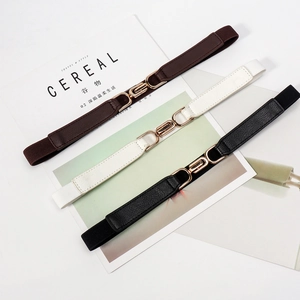 Ensemble de trois ceintures élastiques pour femmes en noir blanc et marron avec boucle or