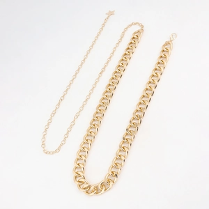 Chaîne de taille dorée à deux couches pour femme avec chaîne à mailles et pendentif étoile