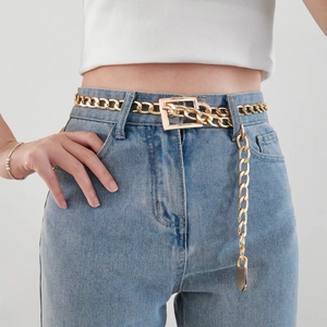 Golden chunky chain waist belt in punk style with smooth metal pendant for women